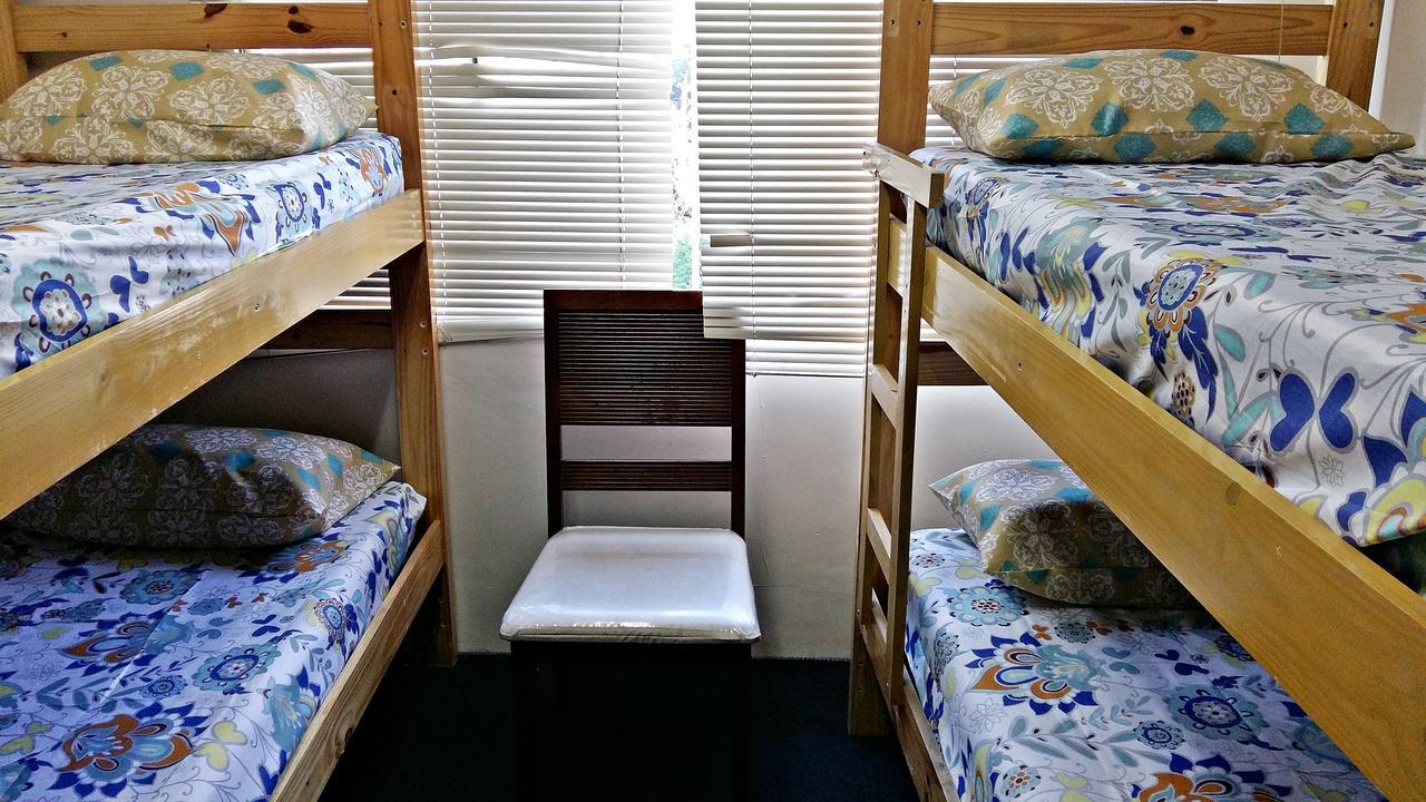 Yellow House Hostel Internacional เซาเปาโล ภายนอก รูปภาพ