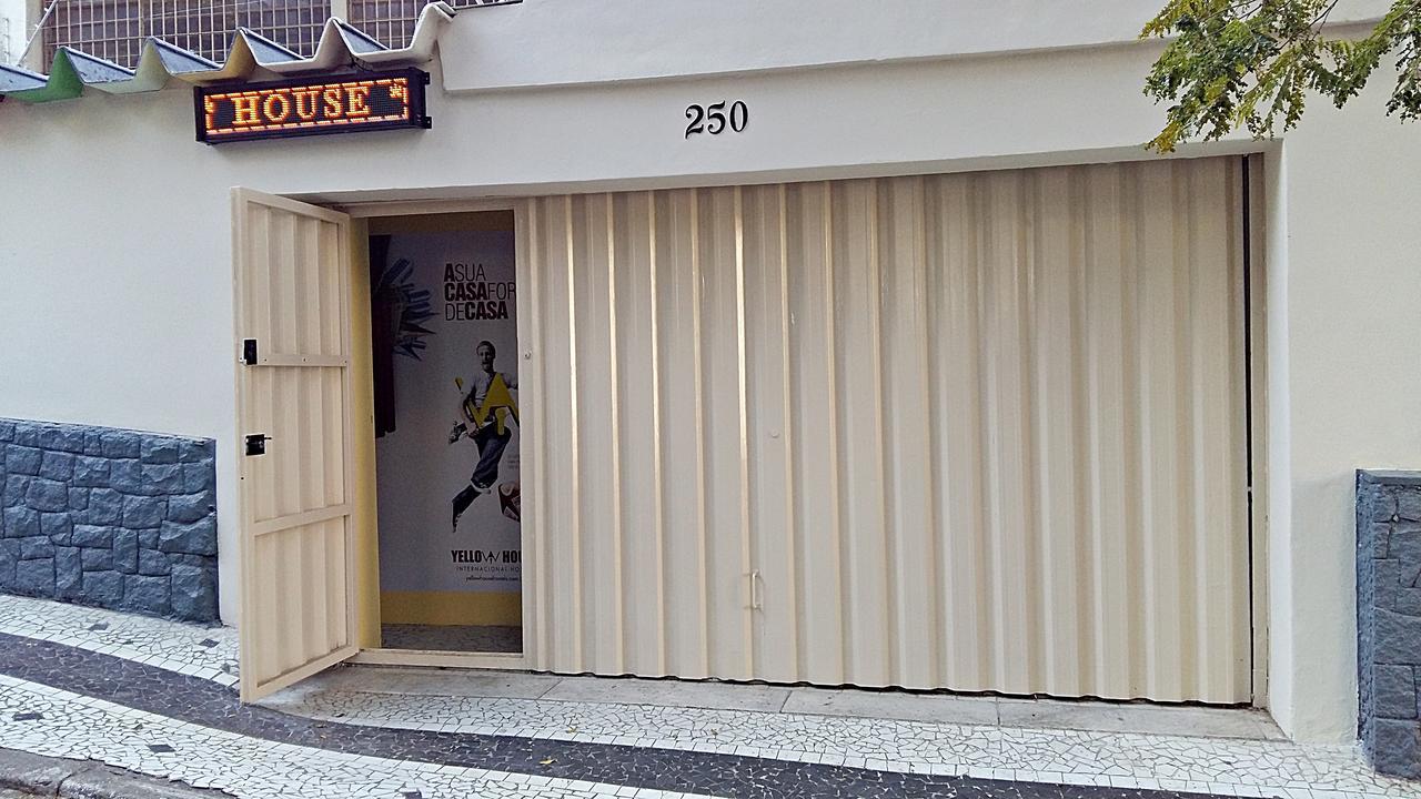 Yellow House Hostel Internacional เซาเปาโล ภายนอก รูปภาพ