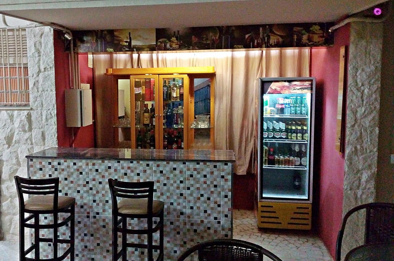 Yellow House Hostel Internacional เซาเปาโล ภายนอก รูปภาพ