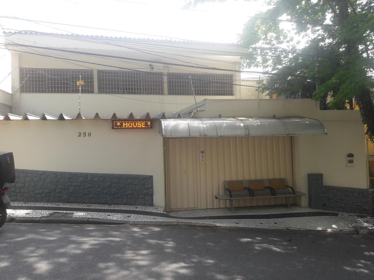 Yellow House Hostel Internacional เซาเปาโล ภายนอก รูปภาพ