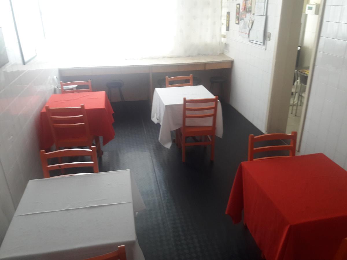 Yellow House Hostel Internacional เซาเปาโล ภายนอก รูปภาพ
