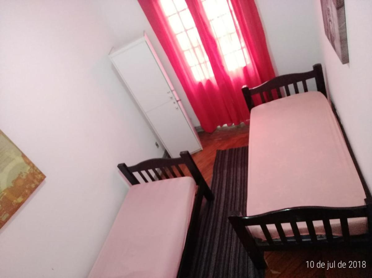 Yellow House Hostel Internacional เซาเปาโล ภายนอก รูปภาพ