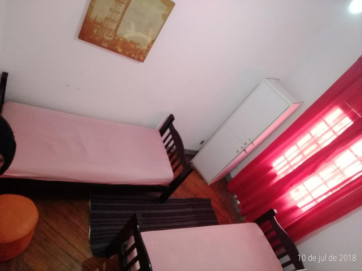 Yellow House Hostel Internacional เซาเปาโล ภายนอก รูปภาพ